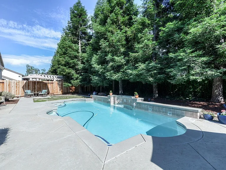 9509 Grasmeer Way — Photo 19
