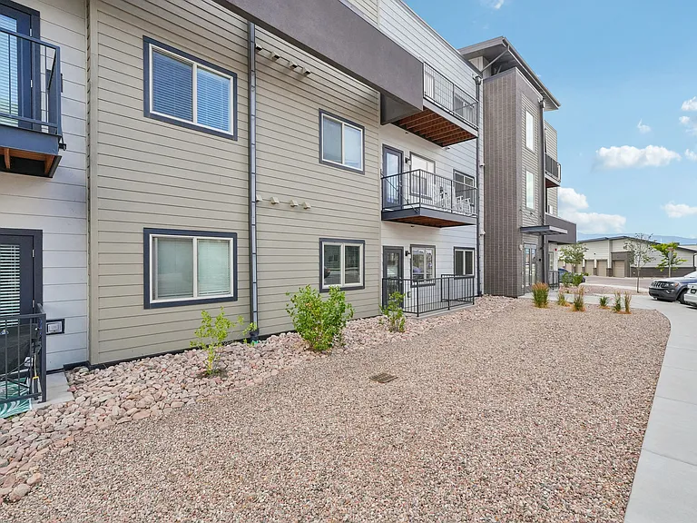 Marq at Monument Ridge — Photo 29