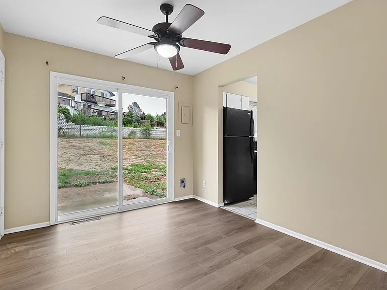 3849 Mariposa St — Photo 5