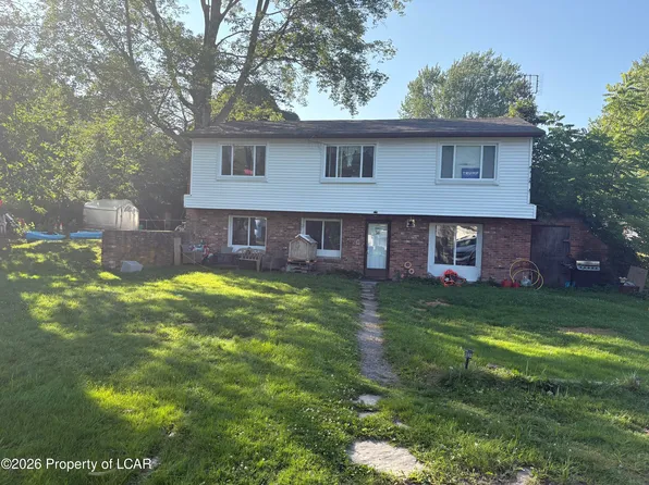 19 Wood St, Harveys Lake, PA 18618