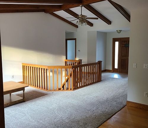 4th image of 2225 Greenfield Dr E