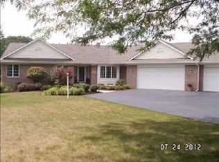 11884 Lerwick Rd, Caledonia, IL 61011