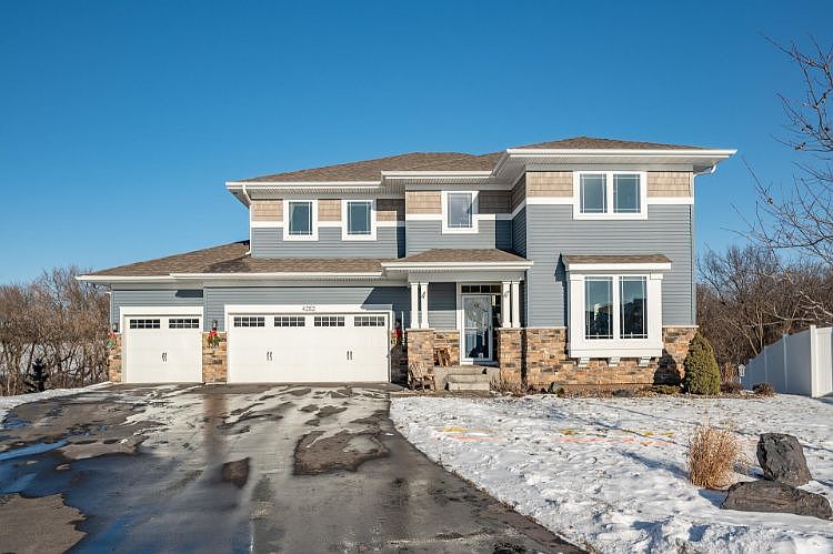 1st image of 4252 Bailey Lake Dr