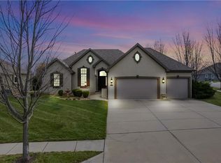2001 NE 101st Ct, Kansas City, MO 64155