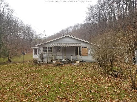 5th image of 200 Sanders Ln