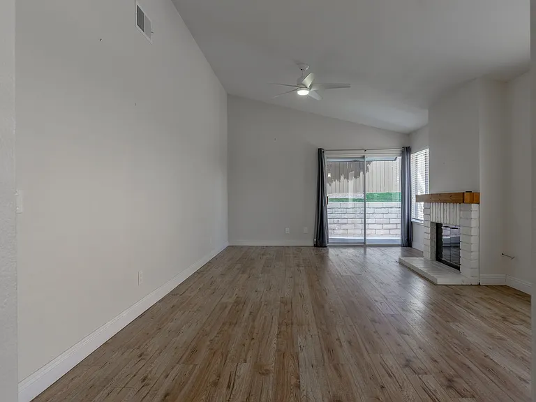 27263 Family Cir — Photo 4