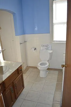 818 Gaston Ave — Photo 4