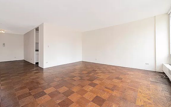 3rd image of 343 E 30th St APT 15P