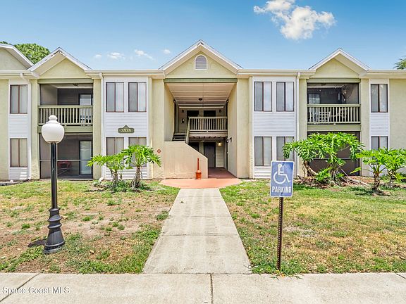 2nd image of 3535 Sable Palm Ln Unit B