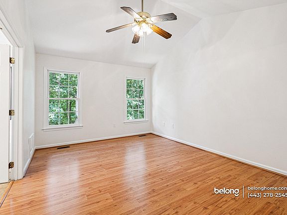 5th image of 8410 Woodland Manor Dr