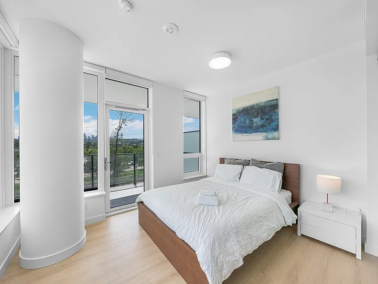 2425 Alpha Ave — Photo 7
