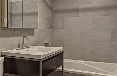 4th image of 310 Greenwich St APT 5G