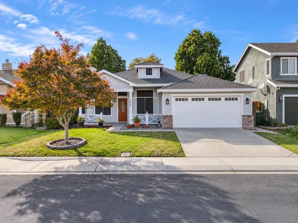 2087 Fountain Square Ave, Manteca, CA 95337