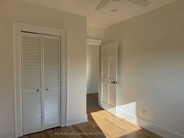 553 Broadview Ave #UPPER — Photo 21