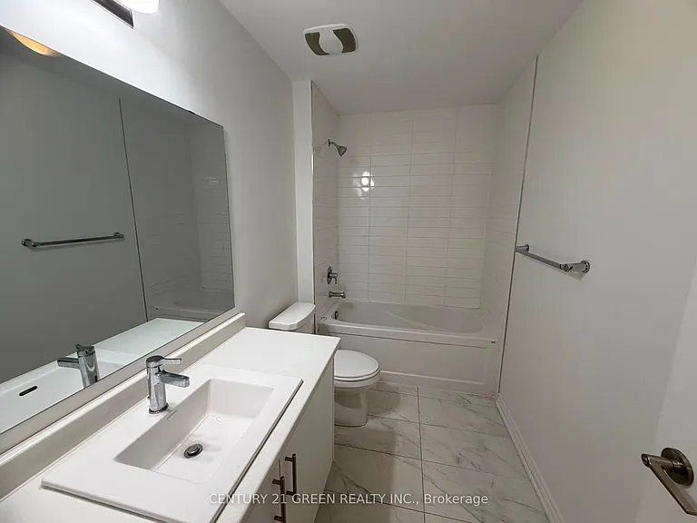6 Reigate Ave — Photo 18
