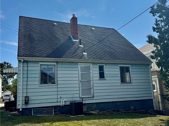 4th image of 311 Cedar Ave