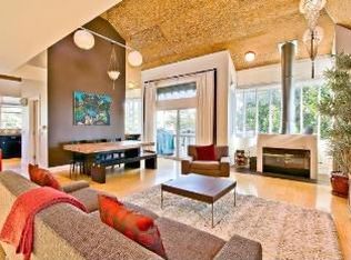 2226 6th St #A, Santa Monica, CA 90405