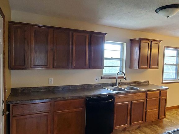 2nd image of 2223 Melody Dr