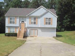 3037 Noahs Ln, Ellenwood, GA 30294