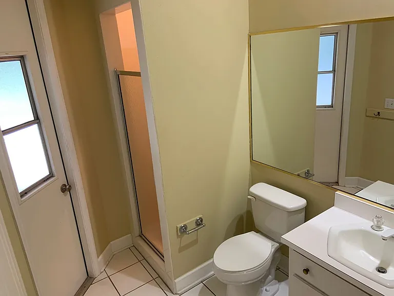 2600 Crescent Lake Ct — Photo 14