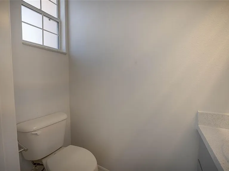1241 S Beach Cir — Photo 7