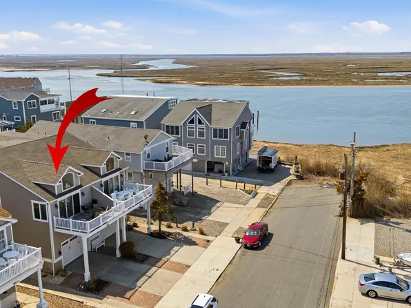 222 81st St E, Sea Isle City, NJ 08243
