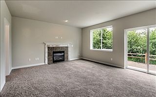 5th image of 9403 19th Ave E
