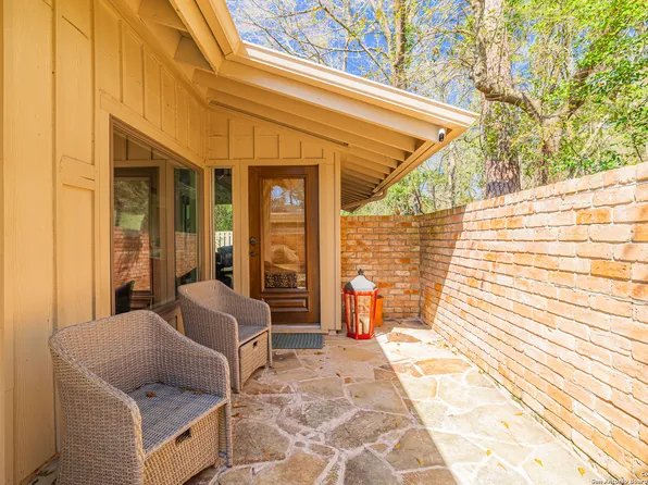 2446 W Settlers Way, THE WOODLANDS, TX 77380