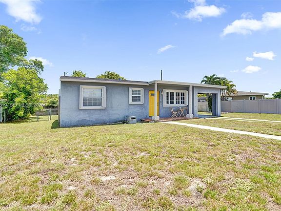 3rd image of 6610 SW 20th Ct