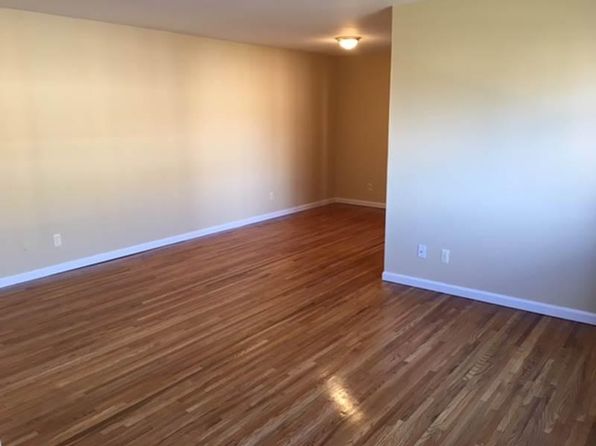 Crossroad Manor Apartments | 153 E Kennedy Blvd, Lakewood, NJ
