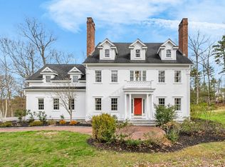 57 Shattuck St, Pepperell, MA 01463