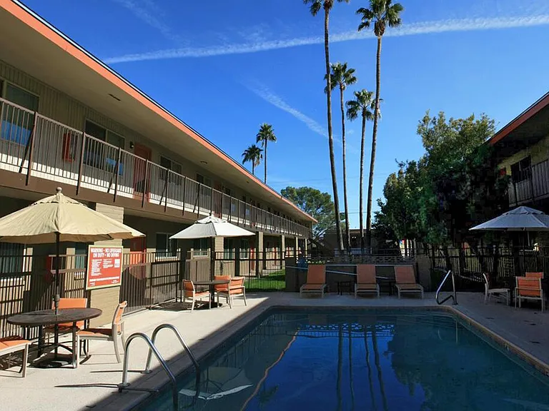 TRADEWINDS — Photo 2