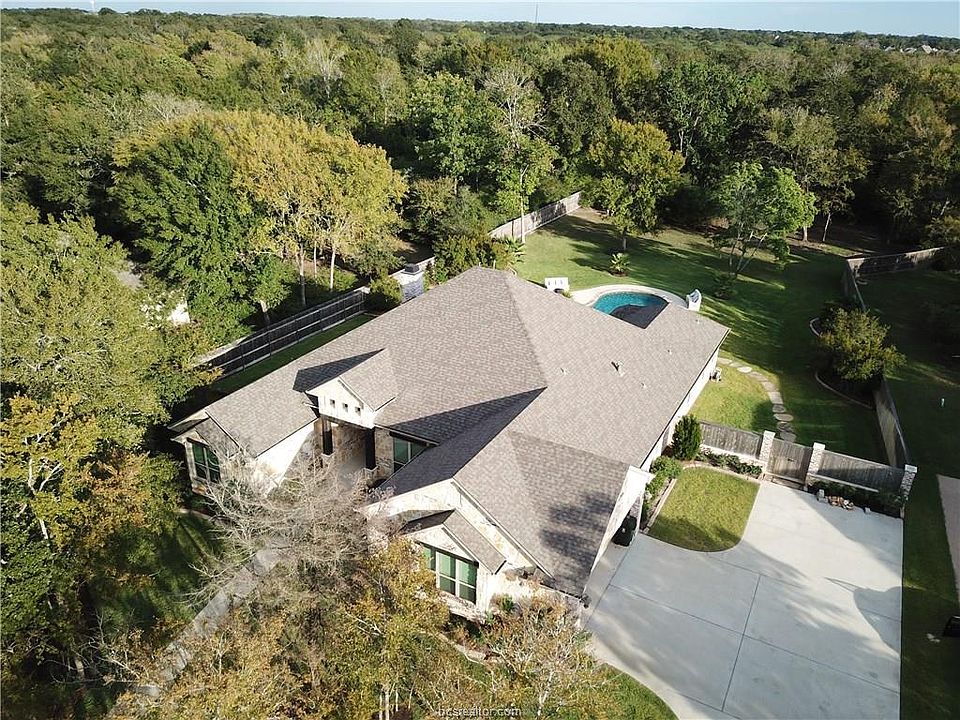1st image of 3912 Austins Estates Dr