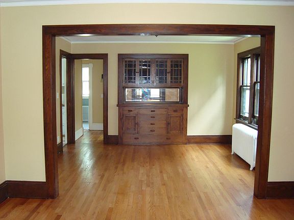 2nd image of 2085 Fairmount Ave #2
