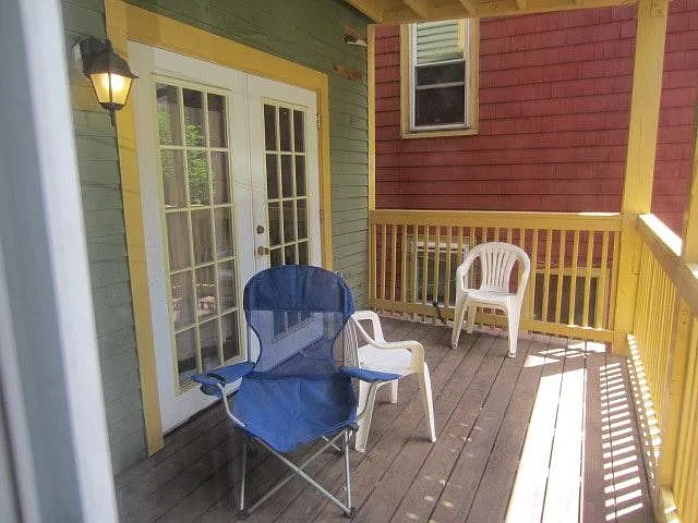 170 Hillside St #2A — Photo 2