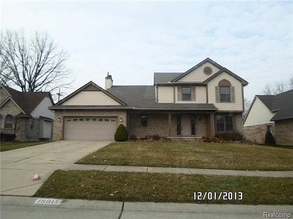 2nd image of 18915 Glengarry Dr