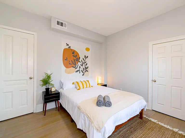 584 Orange Street — Photo 39
