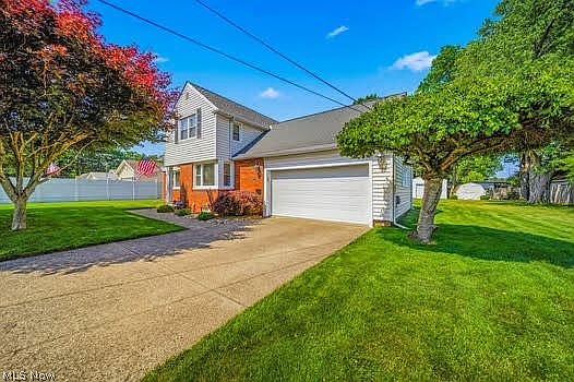 4th image of 44 N Doan Ave