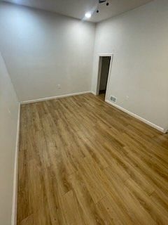 2nd image of 540 24th St