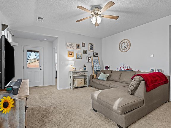 3rd image of 9328 Sandia Sunset St NW
