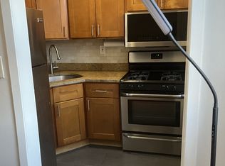 569 Nostrand Ave APT 3F, Brooklyn, NY 11216