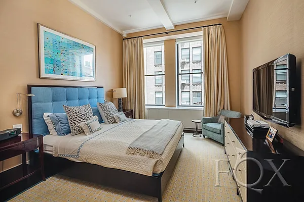 Sold by Fox Residential Group | media 52