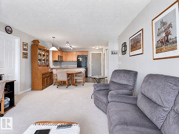 5th image of 4403 23rd St NW