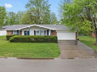 603 Matthew Dr, O'Fallon, IL 62269