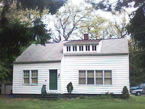 2882 Black Creek Rd, Muskegon, MI 49444
