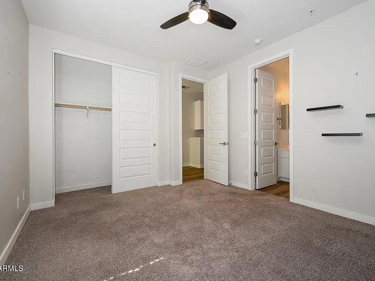 4236 N 27th St #39 — Photo 31
