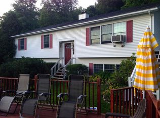 12 Spruce St, Great Barrington, MA 01230