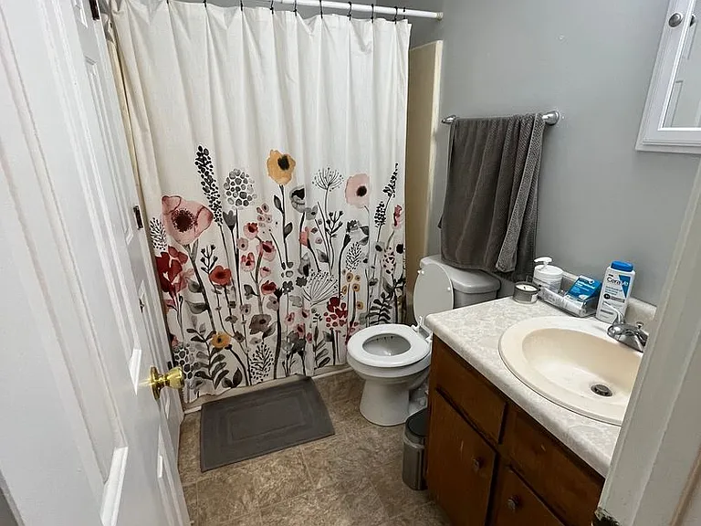 139 Barrington Pl #3 — Photo 31