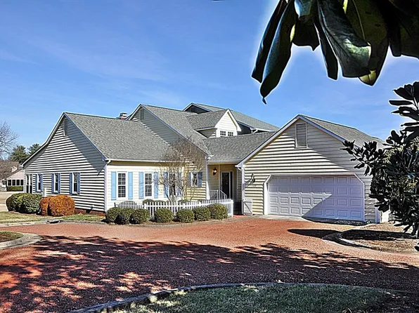 129 Saint George Pl, Bermuda Run, NC 27006