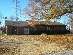 2nd image of 1021 County Road 211